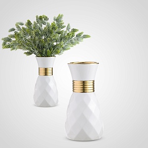 Большая керамическая белая ваза