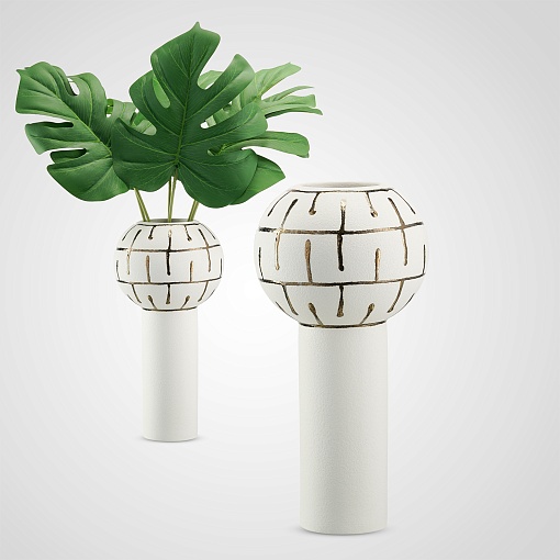 Дизайнерская керамическая ваза с золотистыми узорами L